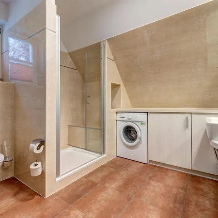 بيت للعطل Kuestenhaus Mit Sauna Und Kamin Ca 400 Vom Ostseestrand *